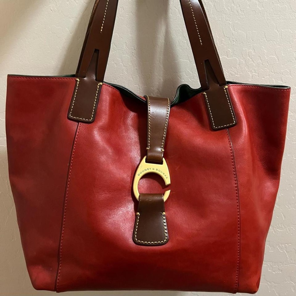 Dooney & Bourke Shoulder Bag